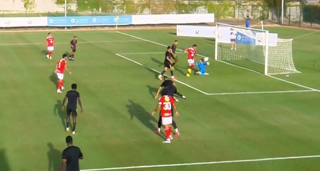 الأهلي يفوز على الملعب التونسي برباعية