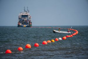 المصرية للاتصالات تنتهي من عمليات الإنزال ومسارات العبور الخاصة بالكابل البحري  SEA-ME-WE-6  في مصر