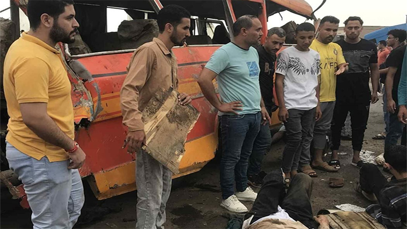 إصـابة 20 عاملا في تصـادم سيارة نقل بأتوبيس على طريق بورسعيد الإسماعيلية