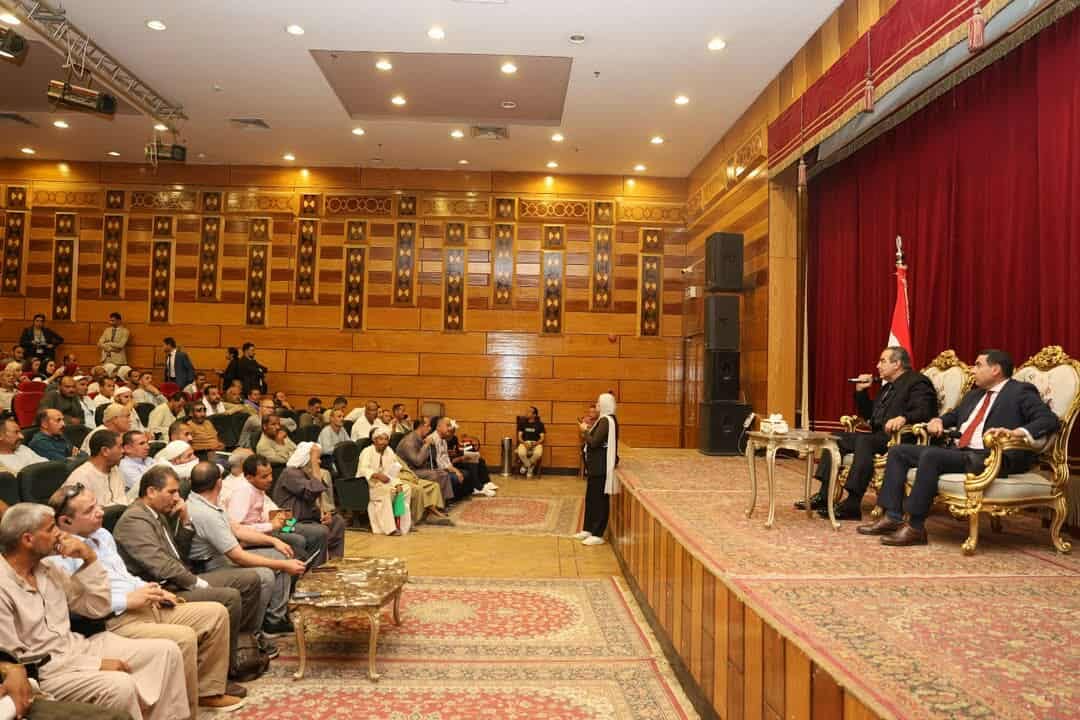 محافظ المنيا: تقسيط مقدمات تقنين أراضي أملاك الدولة بفائدة ميسرة لا تتجاوز 5% من البنك الزراعى