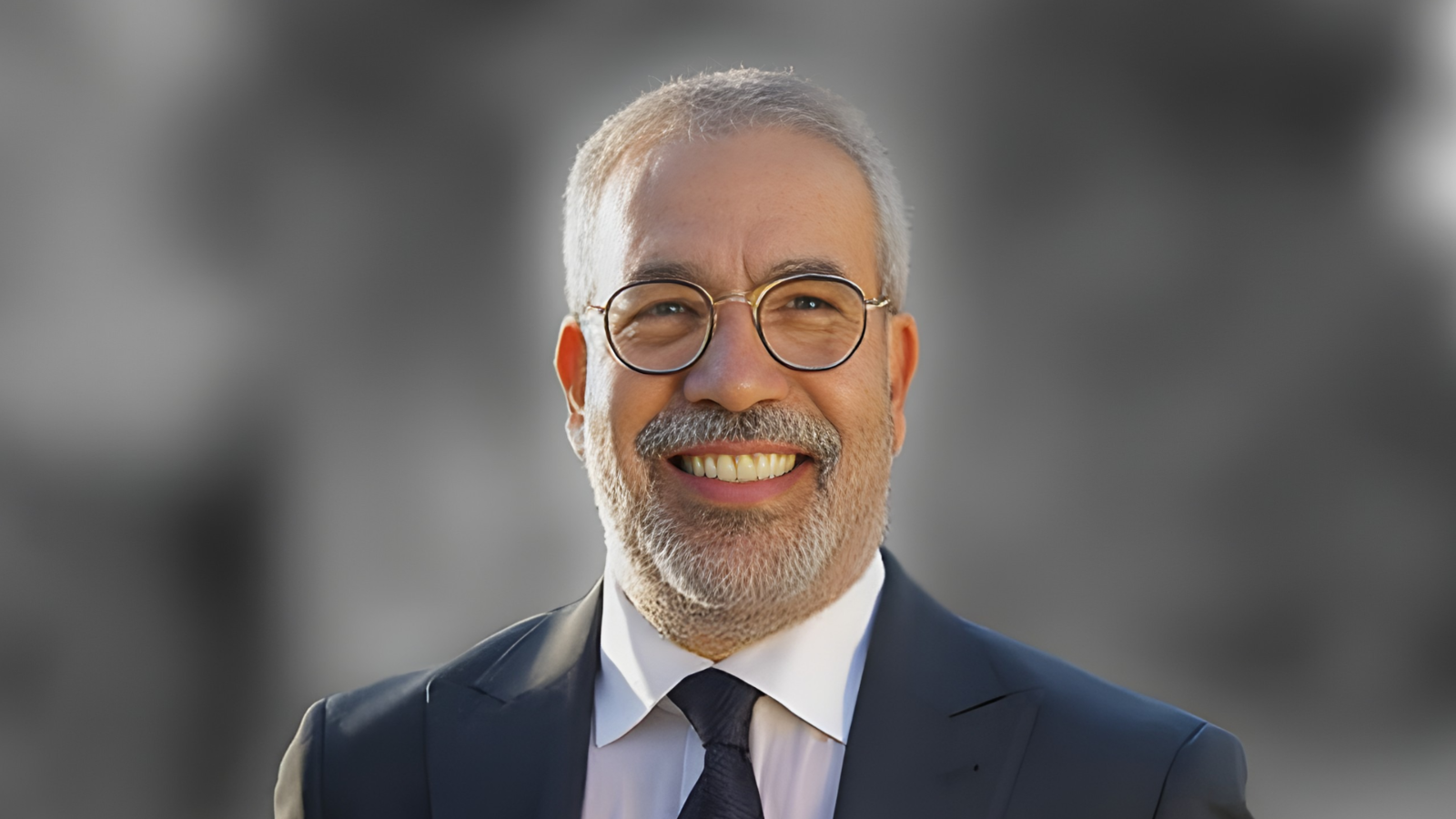 مدحت العدل يرد على راغب علامة بشان أوبريت الحلم العربي