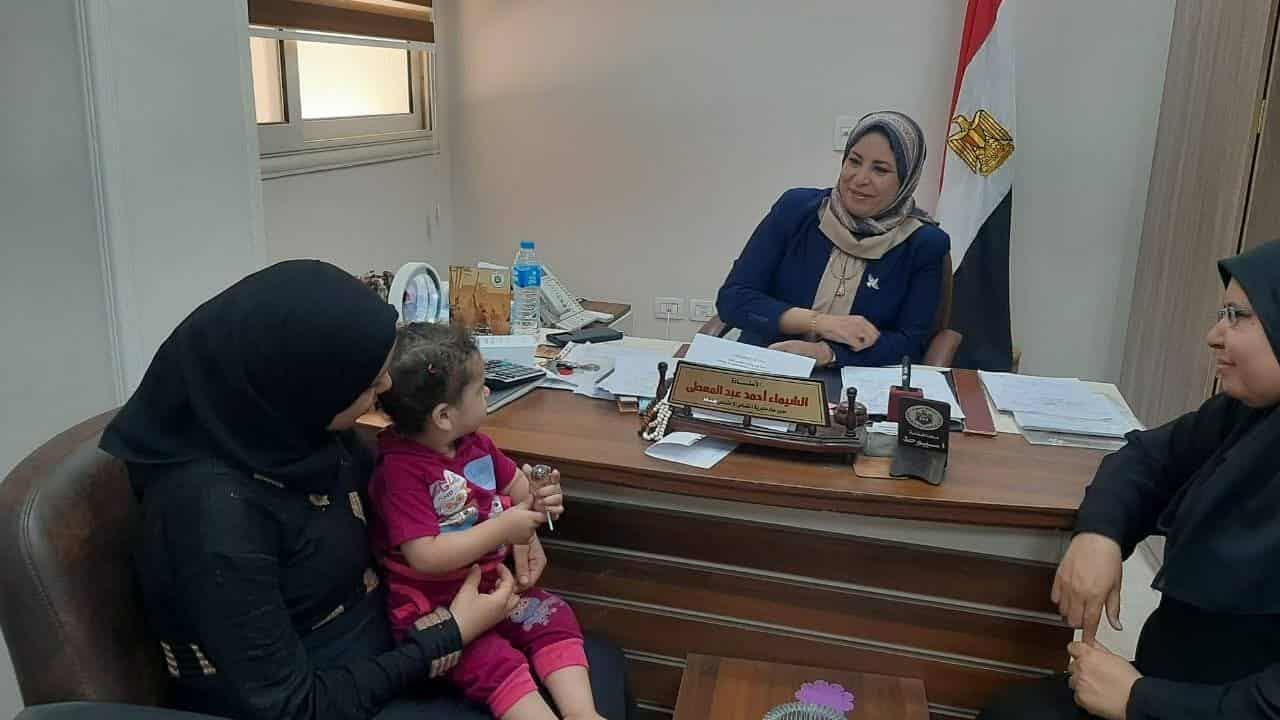 تضامن أسيوط يتدخل لإنقاذ “مطلقة ورضيعتها” بلا مأوى