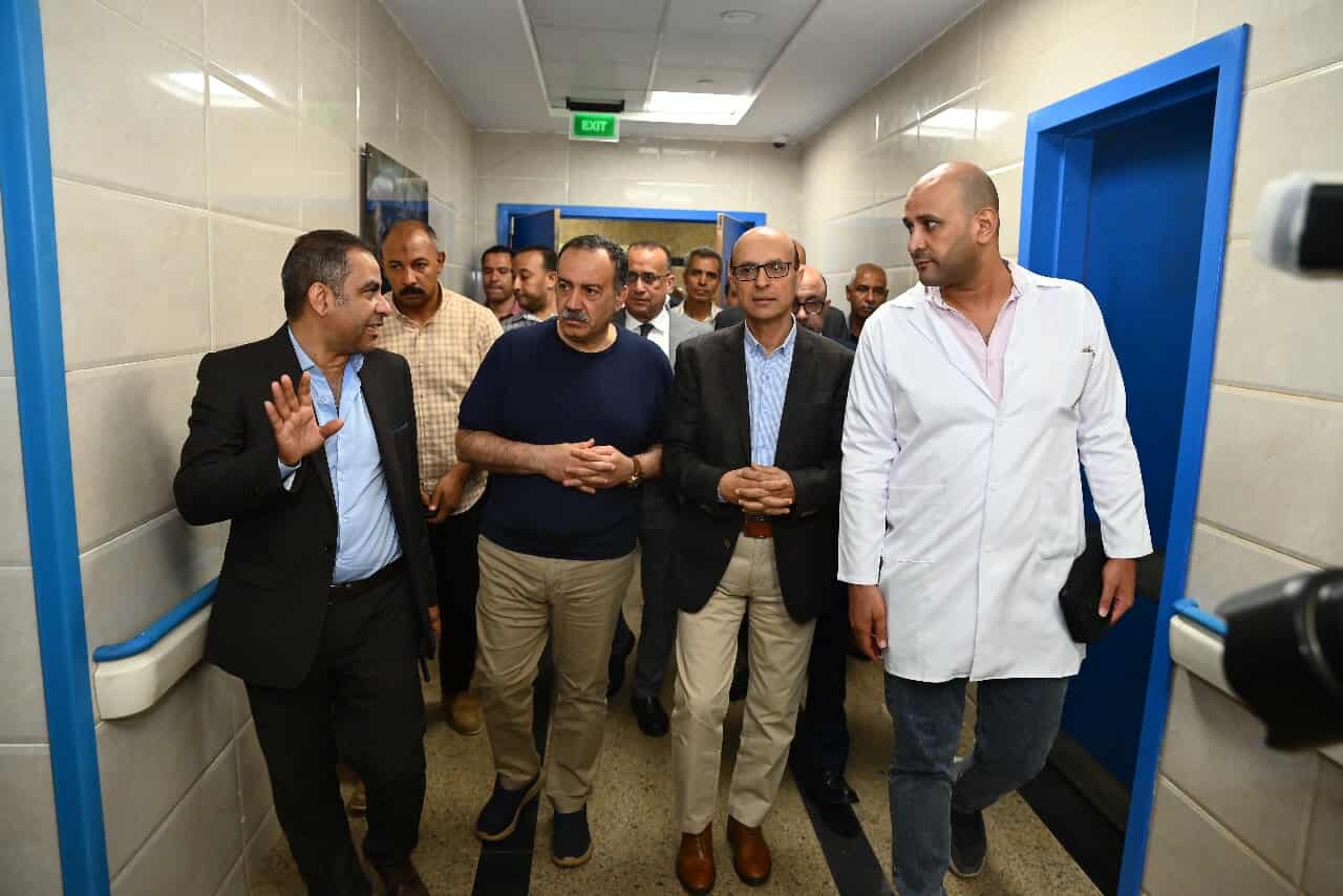 بحضور المحافظ ورئيس جامعة أسيوط..افتتاح مبنى العيادات الخارجية بمستشفى منفلوط