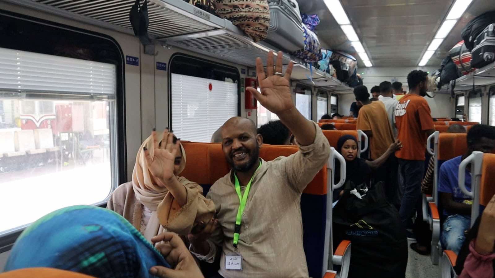 قطار العودة الثاني ينطلق لإعادة السودانيين إلى وطنهم