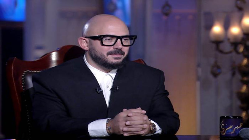 محمود العسيلي يروج لألبومه الجديد