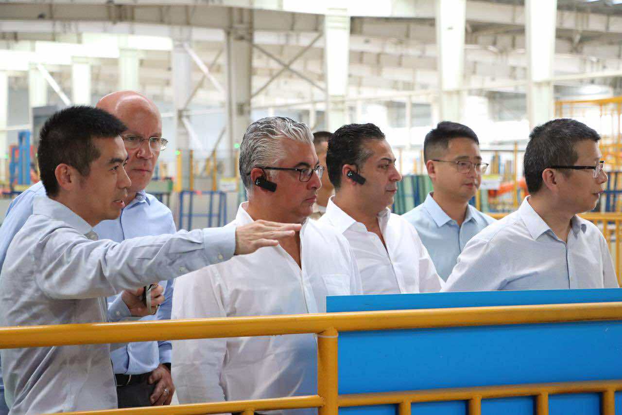 استثمارات خضراء وصناعات سيارات: قناة السويس تجذب 685 مليون دولار من الصين