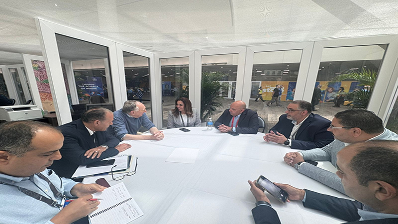 وزيرة التنمية تبحث مع رئيس ومؤسس شركة (إزري) العالمية مجالات التعاون المشترك