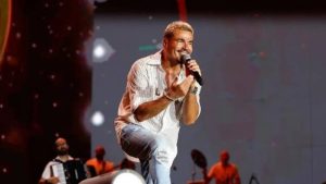 5 فئات لتذاكر حفل عمرو دياب في مهرجان العلمين