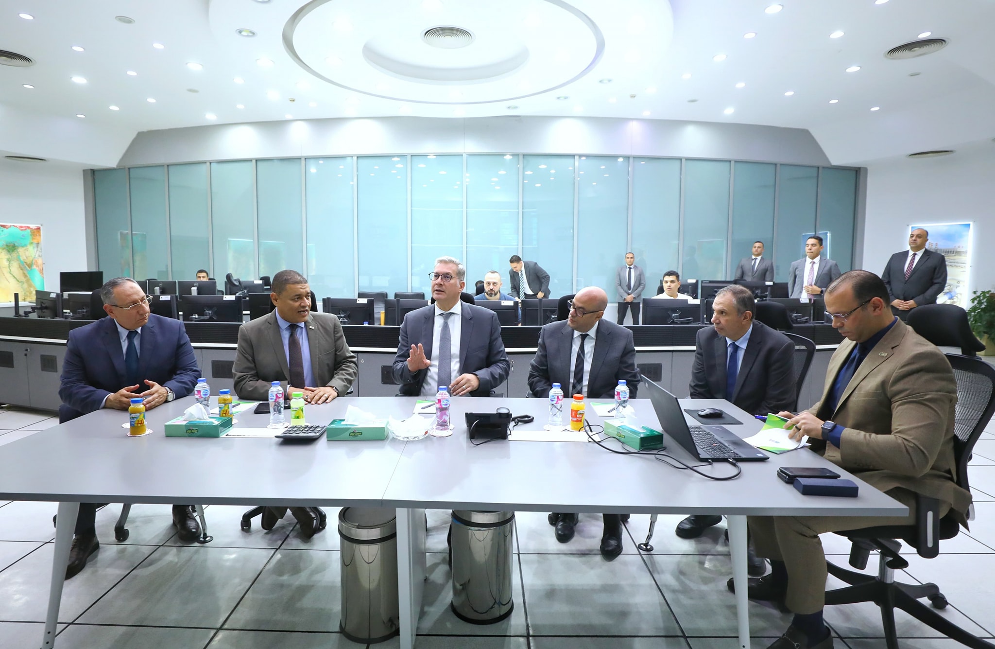 وزير البترول يتفقد مركز التحكم الرئيسي بالشبكة القومية للغازات الطبيعية “ناتا” لشركة جاسكو