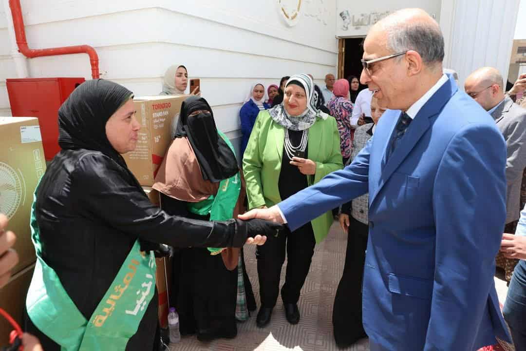 محافظ المنيا: جهود مكثفة لتمكين المرأة وحماية الطفل ضمن المبادرة الرئاسية لبناء الإنسان