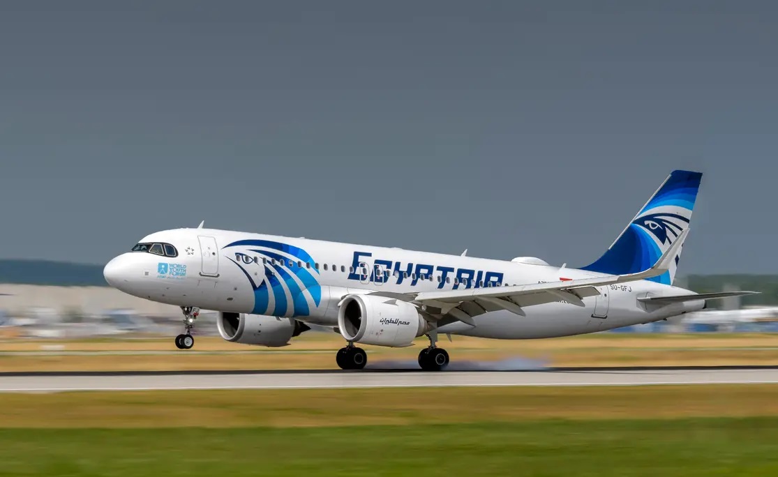 مصر للطيران تلغى رحلاتها إلى مطار شارل ديجول بفرنسا