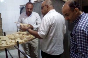 تموين المنيا يحرر 92 مخالفة تموينية ويضبط 878 بطاقة ذكية مخزنة بمخابز مطاي