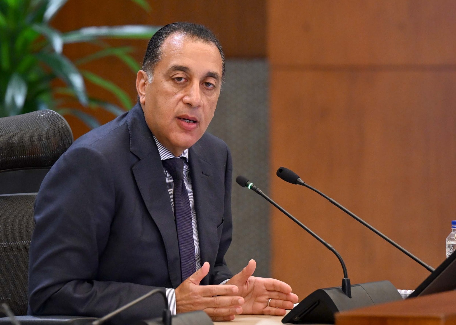 مدبولي يتابع جهود منظومة الشكاوي الحكومية خلال يونيو الماضي