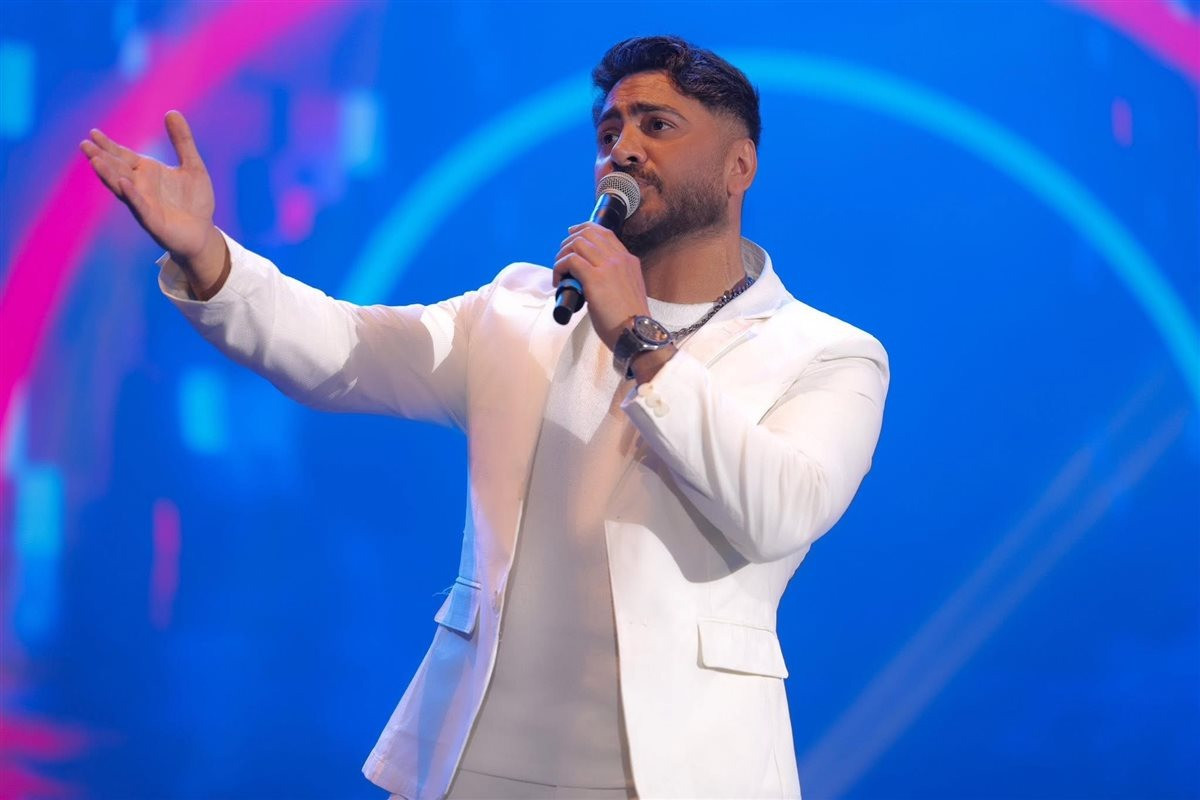 لأول مرة لايف بمهرجان العلمين.. تامر حسني يقدم ألبومه الجديد “لينا ميعاد”