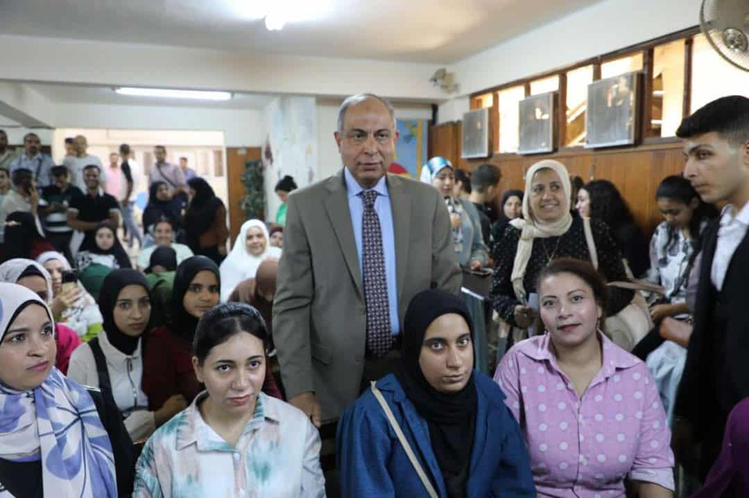 محافظ المنيا يُدشّن مبادرة “إعداد الشباب لسوق العمل” لتأهيل 1000 شاب وفتاة
