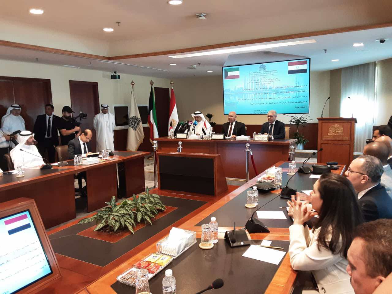 شراكة جديدة: شركات مصرية تعرض خبراتها في البنية التحتية بالكويت