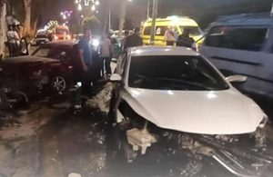 وفاة وإصابة 5 أشخاص في حادث تصادم سيارتين بأسيوط