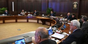 الحكومة تسمح بترخيص “الميني فان” لنقل الركاب بالمدن الجديدة