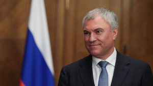 مسؤول روسي يرى في قمة بوتين وترامب إحياءً لمشروع حوار قديم