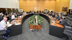 وزير الإسكان يعقد اجتماعه الدوري مع أعضاء البرلمان بمجلسيه النواب والشيوخ