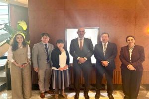 وزير التعليم يلتقي خبراء يابانيين لدعم مركز ريادة المصري لذوي الاحتياجات الخاصة