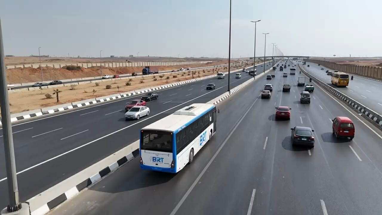 خصومات خاصة لطلاب المدارس والجامعات على اشتراكات الأتوبيس الترددي