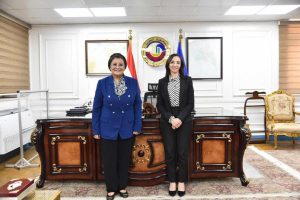 محافظ البحيرة تستقبل نائب وزير الصحة لبحث استراتيجيات خفض معدلات الولادات القيصرية