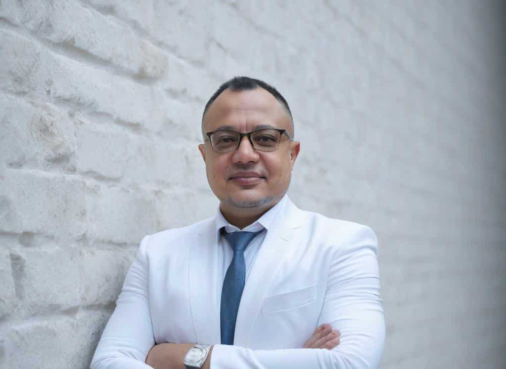 ذهب أم بورصة؟.. خبير يحدد وجهة الاستثمار الأفضل في النصف الثاني من 2025