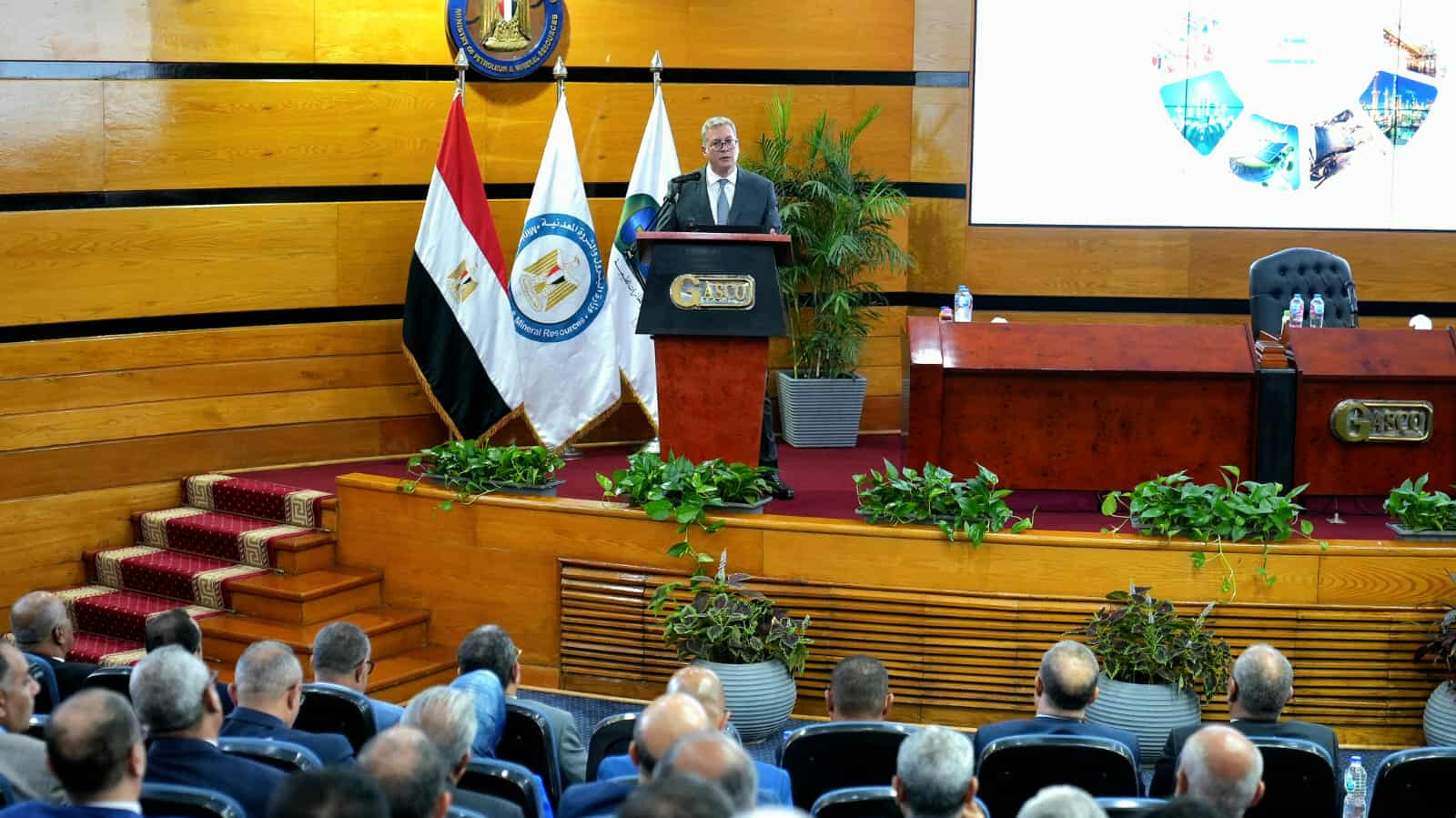 2.25 مليار قدم مكعب يوميًا.. منظومة جديدة من سفن التغييز لضمان أمن إمدادات الغاز في مصر