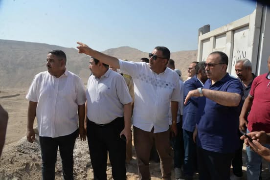 الطريق الجديد الرابط بين البداري والبحر الأحمر بأسيوط