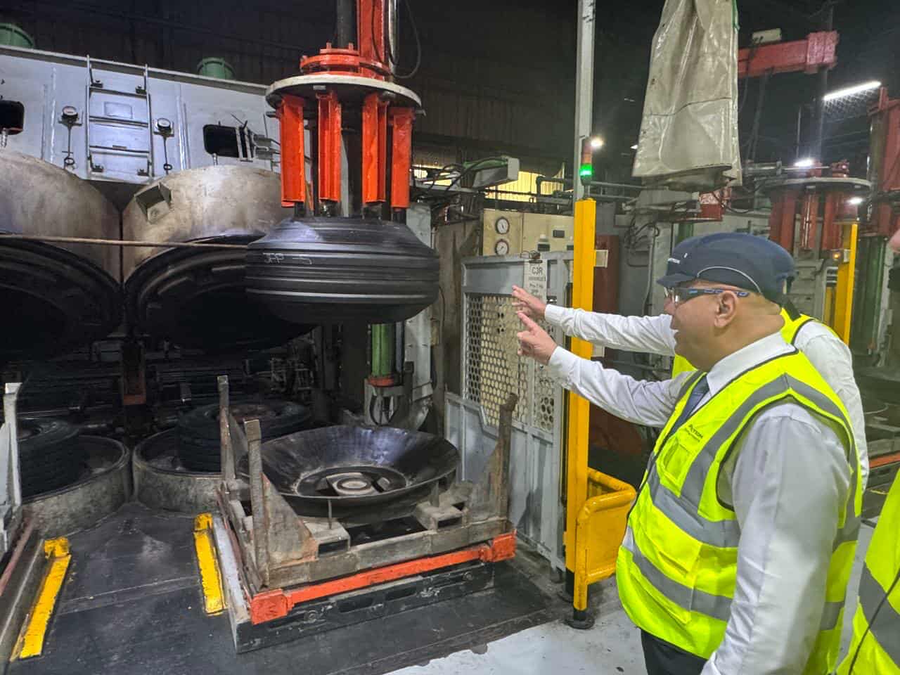 “السهام البترولية” تقود منظومة الشراء الموحد لدعم التكامل الصناعي وتعزيز الاستدامة بقطاع البترول