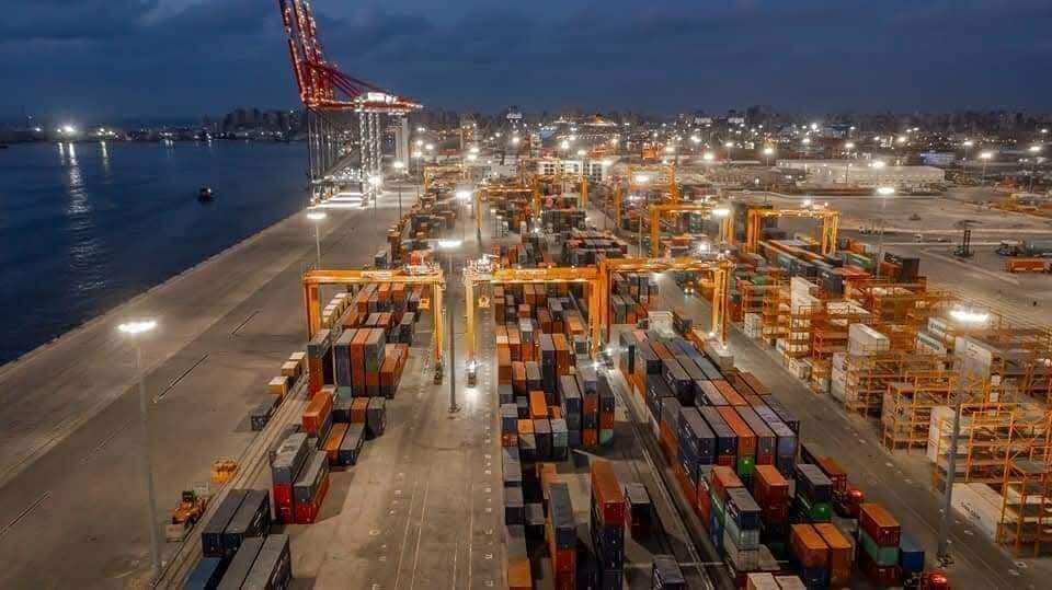 محطة تحيا مصر تحقق رقمًا قياسيًا في سرعة تداول الحاويات عبر نظام التسجيل المسبق للشاحنات