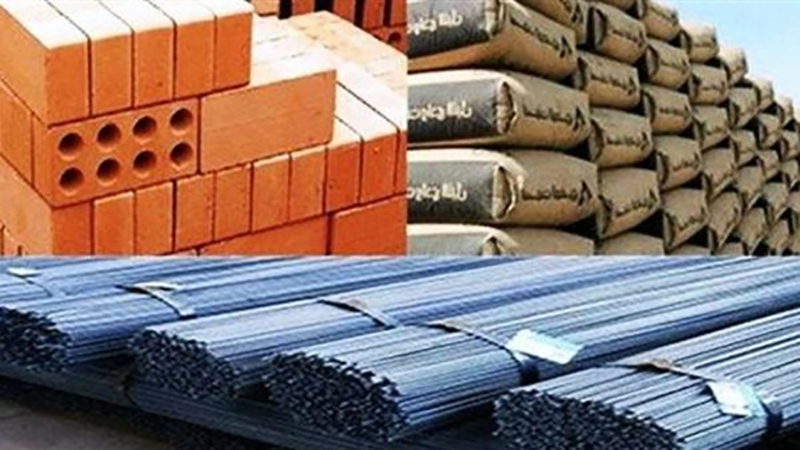 ارتفاع أسعار الحديد وتراجع الأسمنت.. وتباين في الطوب الأحمر