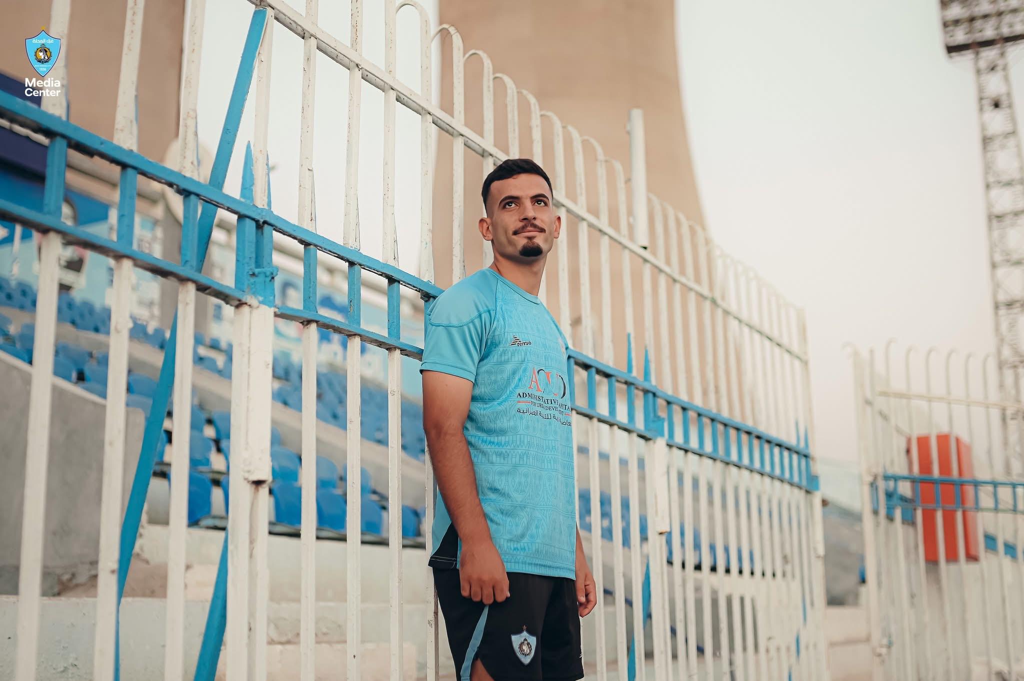 غزل المحلة ينجح في الحصول على خدمات لاعب الأهلي 