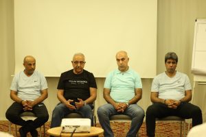 رئيس نادي البنك الأهلي يُحفز اللاعبين قبل مواجهة الاتحاد فى الدوري 