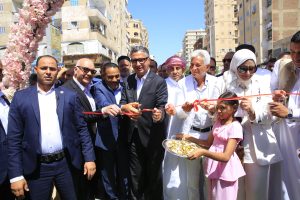 وزير التموين يفتتح سوق اليوم الواحد ومعرض “أهلًا رمضان” في مطروح