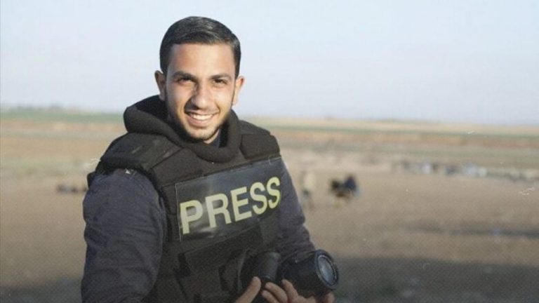 المفوض العام للأونروا يدين استهداف الصحفيين في غزة