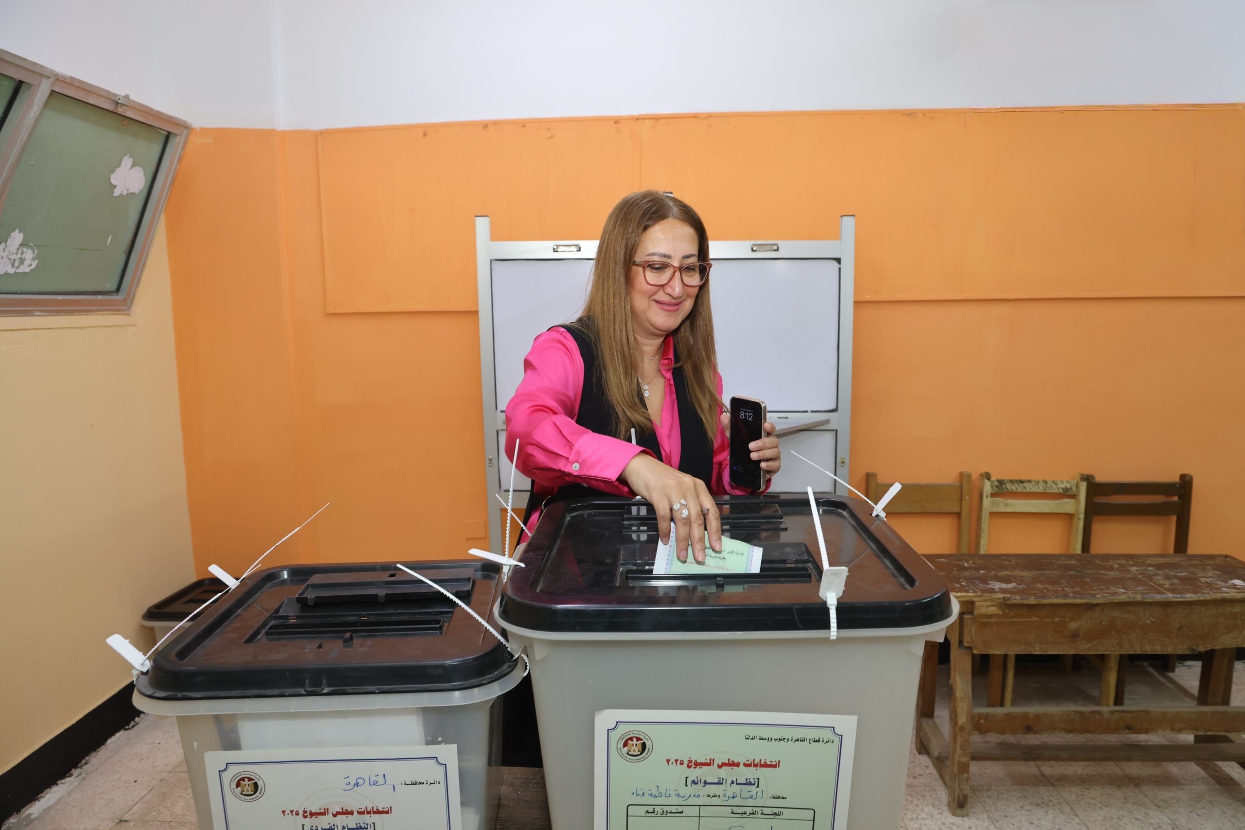 “رئيس البريد” تُدلي بصوتها في انتخابات مجلس الشيوخ ٢٠٢٥