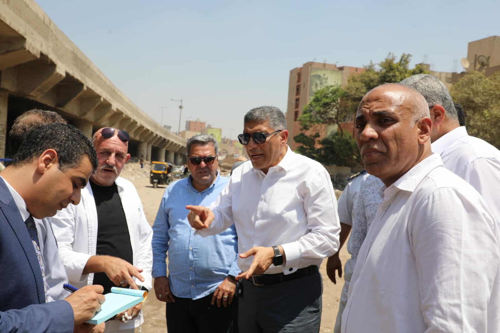 جولة تفقدية لمحافظ الجيزة بأحياء الطالبية والعمرانية والهرم والعجوزة