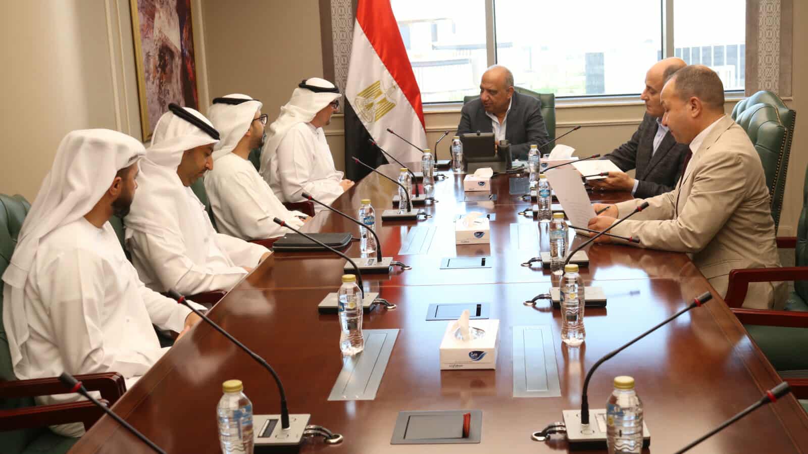 وزير الكهرباء يبحث مع شركة أبوظبي لطاقة المستقبل “مصدر” سبل دعم وتعزيز التعاون 