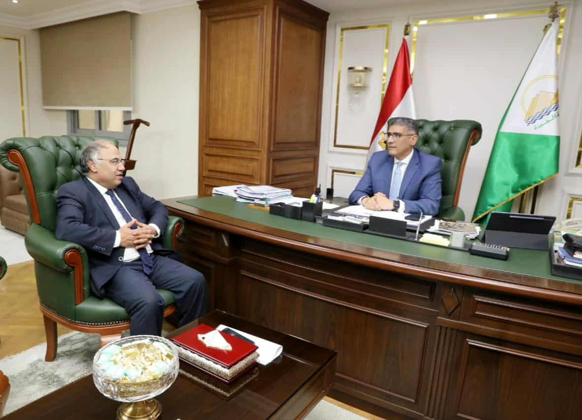 محافظ الجيزة يستقبل مدير التضامن الاجتماعي الجديد