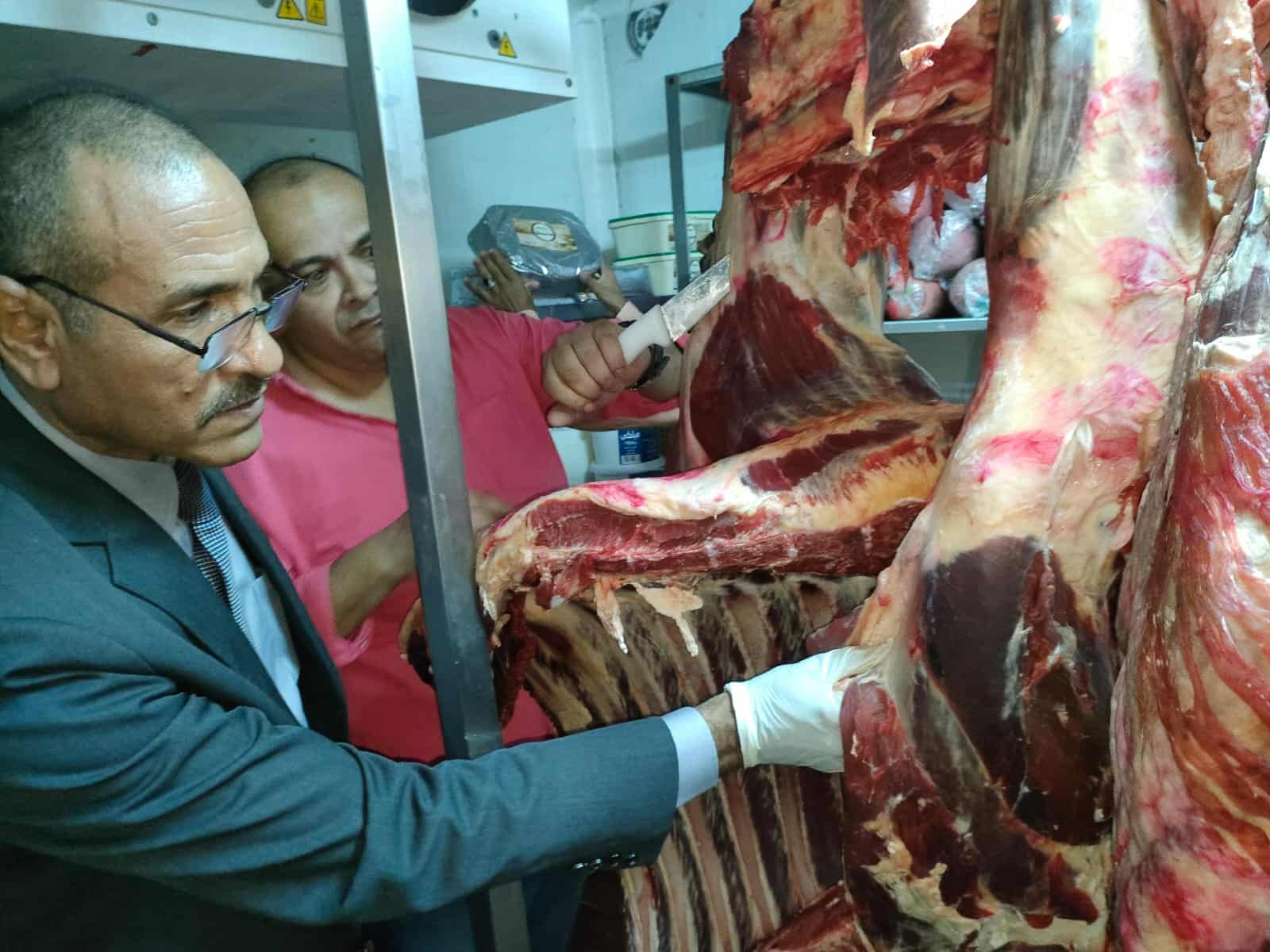 ضبط 3 أطنان لحوم فاسدة والرقابة مستمرة لحماية صحة المواطنين بأسيوط