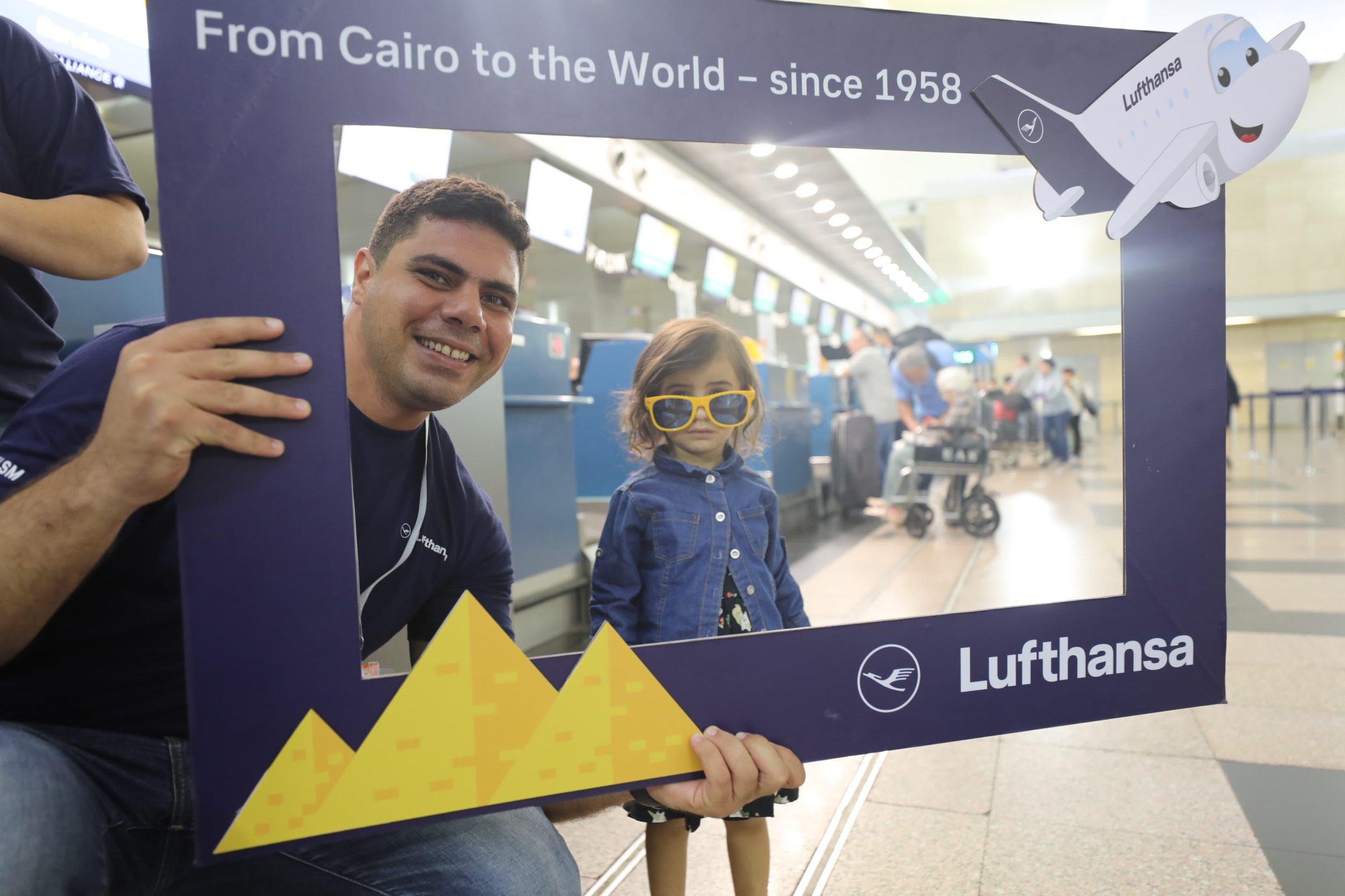 تحت شعار “من القاهرة إلى العالم منذ 1958”.. “لوفتهانزا” تحتفل مع ركابها في مطار القاهرة الدولي