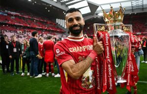 ليفربول يبدأ رحلة الدفاع عن لقب الدوري الإنجليزي ضد بورنموث الليلة