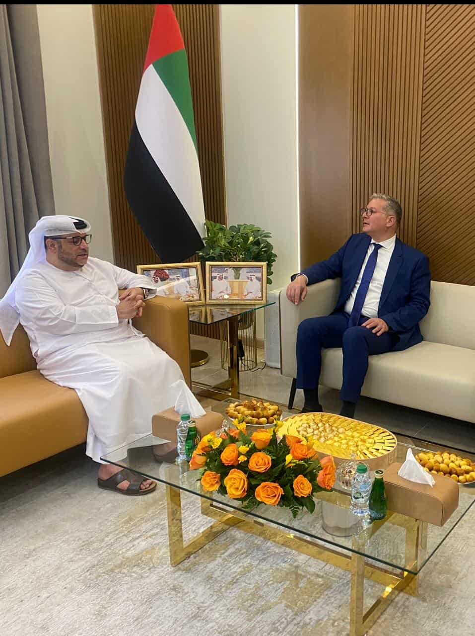 وزير البترول يبحث مع مدير الديوان الأميري بالفجيرة تعزيز مجالات التعاون المشترك بين البلدين