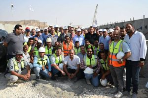 الوزير يتفقد الأعمال النهائية للقطار الكهربائي السريع