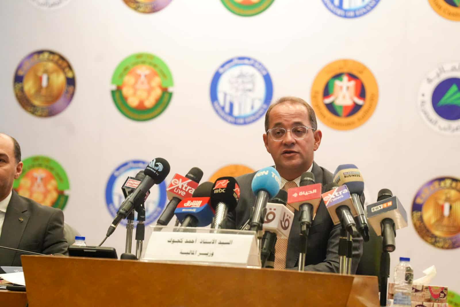 كجوك.. فى مؤتمر صحفي:   نعمل على تخفيف الأعباء عن المواطنين والمستثمرين