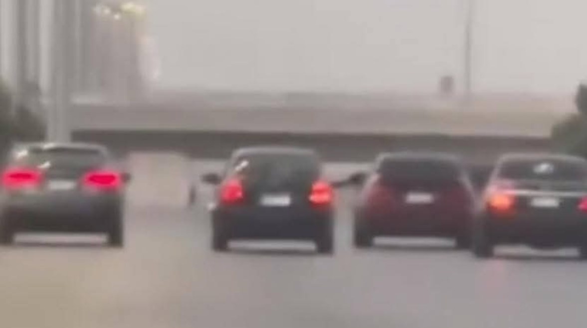 القبض على جميع المتهمين في واقعة مطاردة فتاتين بطريق الواحات