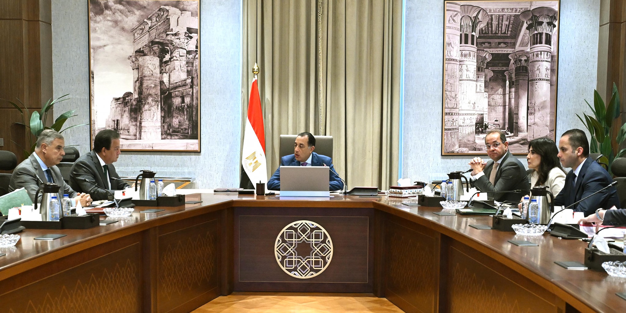 رئيس الورزاء يوجه بتطبيق التأمين الصحي الشامل في المنيا