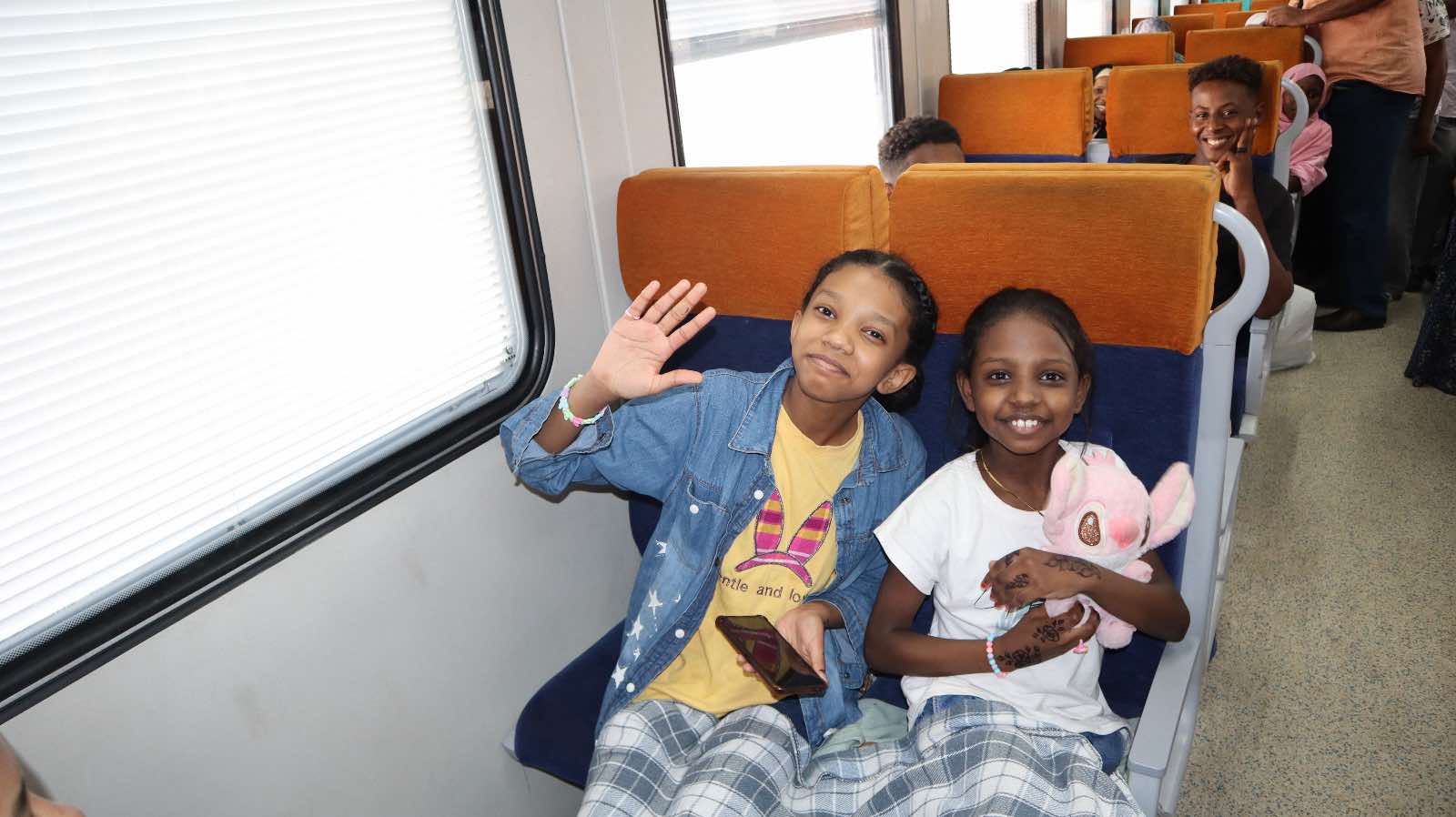 سكك حديد مصر تسيّر الرحلة الـ16 لعودة السودانيين إلى وطنهم